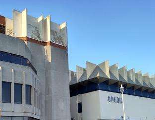Twentieth Century Seaside Architecture